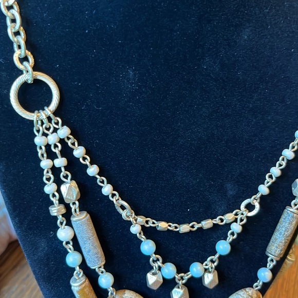 Beautiful layered adjustable Necklace in Earth Tones - Picture 3 of 3